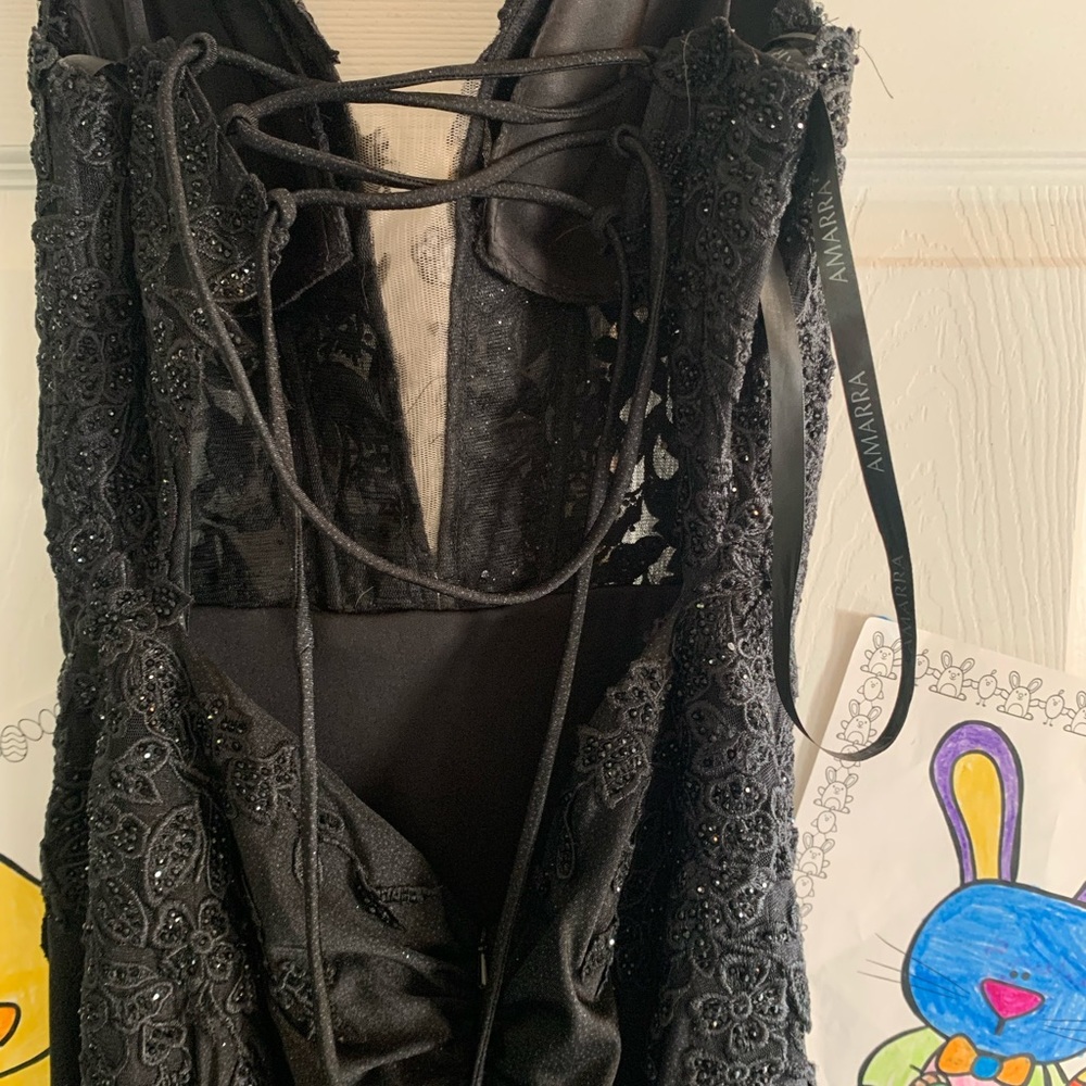 Amara Black Prom Dress, size 6 - Picture 8 of 16